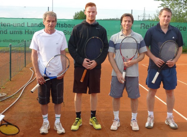 von links: Heinz „Cäs“ Orlowski, Nikolai Macheu, Robert Helmreich und Rainer Pöhmerer 