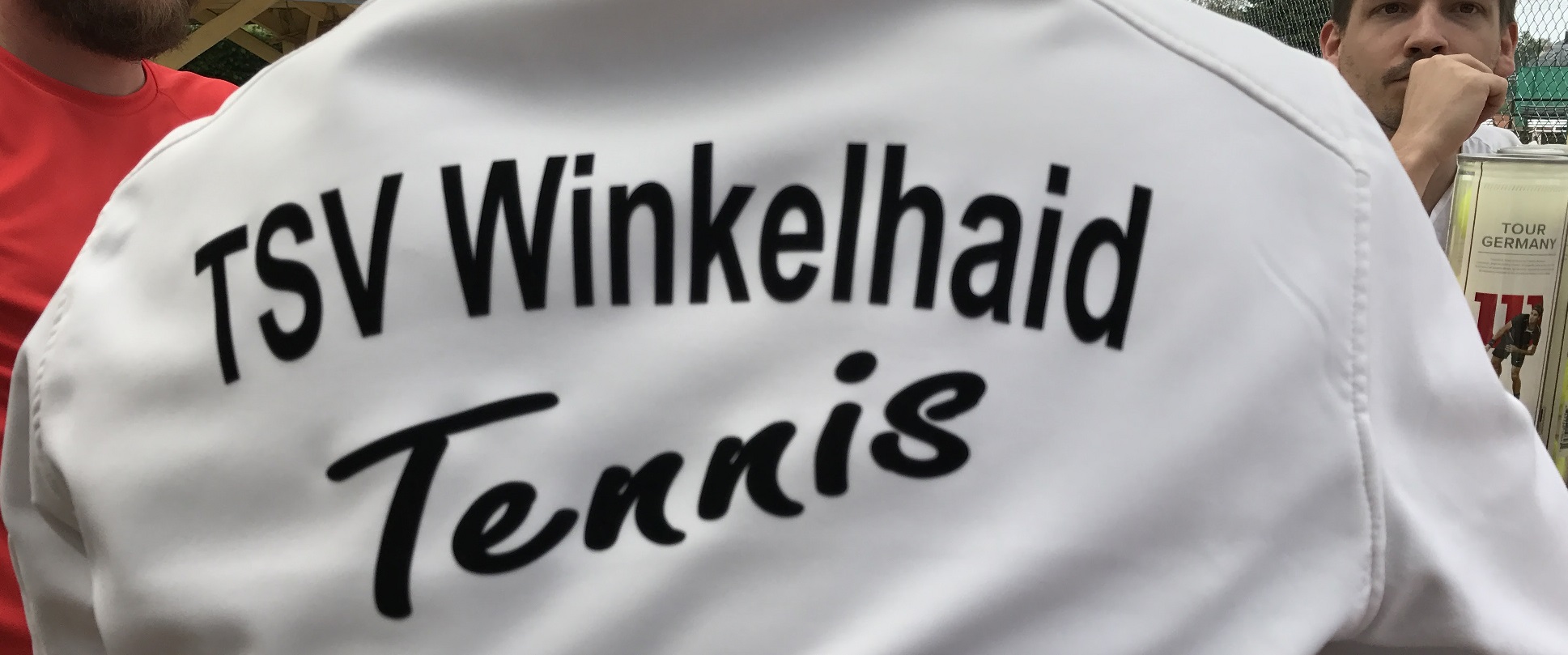 Rücken Tennisjacke